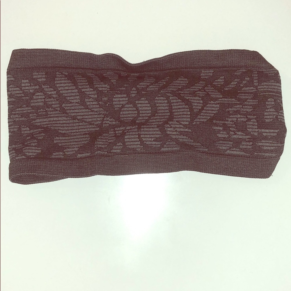 Fabletics head rap/band